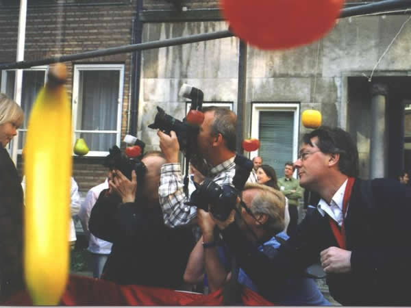 Demonstratie "WTO hands off mij plate," Press showed interest at the Ministry of ANMF  